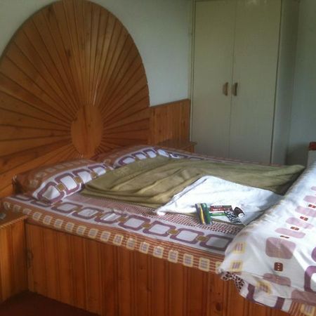 Hotel Him Parvat Manāli Екстериор снимка